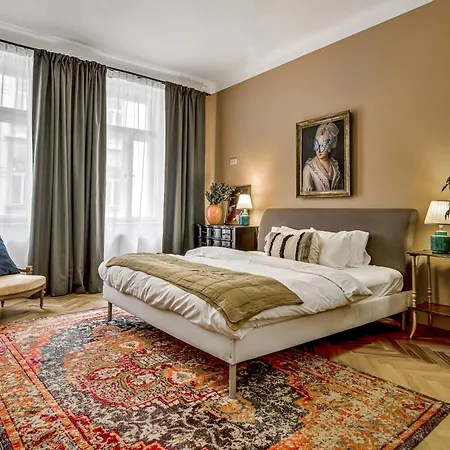 Spacious 85 Sqm For Monthly * Praag