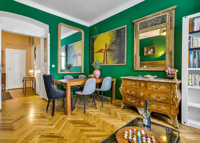 דירה Spacious 85 Sqm For Monthly